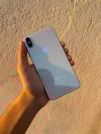 آيفون XS ماكس • ٢٥٦ • ابيض