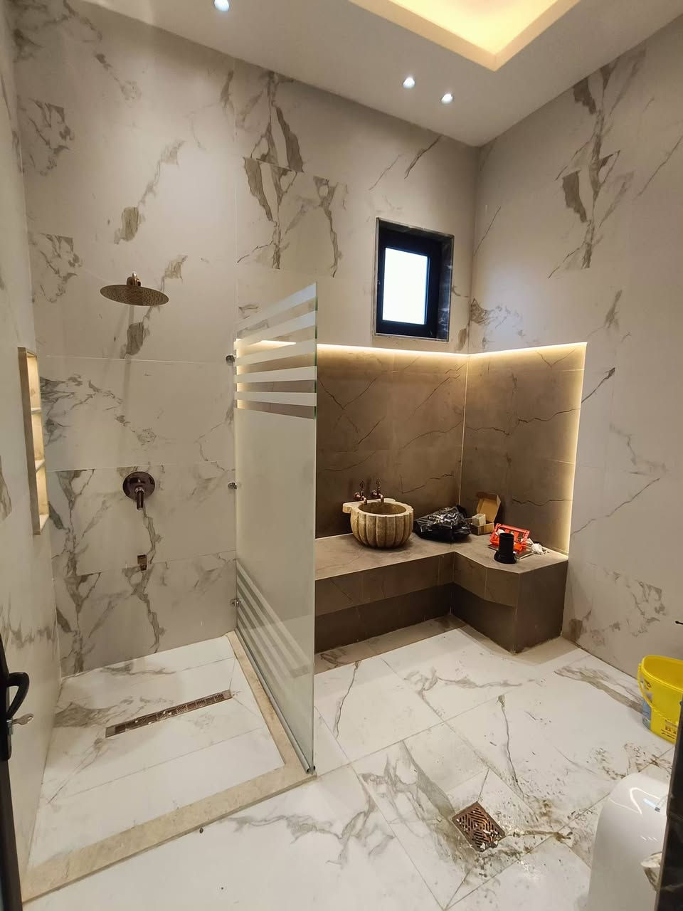 السلام عليكم شغلي سيراميك و بورسلين و
استفسار *********** بوتساب
