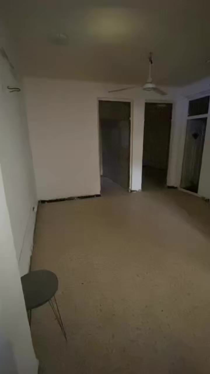 يوجد شقة طابق اول ٣ غرف نوم وصالة وباركون عل شارع الموقع الاعضمية قرب راس الحواش
الستفسار ***********
