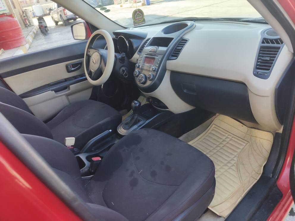 كيه صول خليجي موديل2012
(السعر85)(***********)كفاله من الضربه وتبديل مكينه١٦٠٠دوش وكير كفاله بيها رشات صبغ قليله تبريد ثلج حداديه جديده تخم تاير جدد كهربايات كلها شغاله رقم بصره نكليزي السنويه لغاية 28تحويل عنوان السياره البصره‪*********** البصرة, العراق
