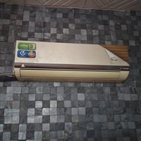 اربع سبالت ب 800 الف وبيهن مجال للشراي عنوان بغداد حي الجهاد 078422775...
