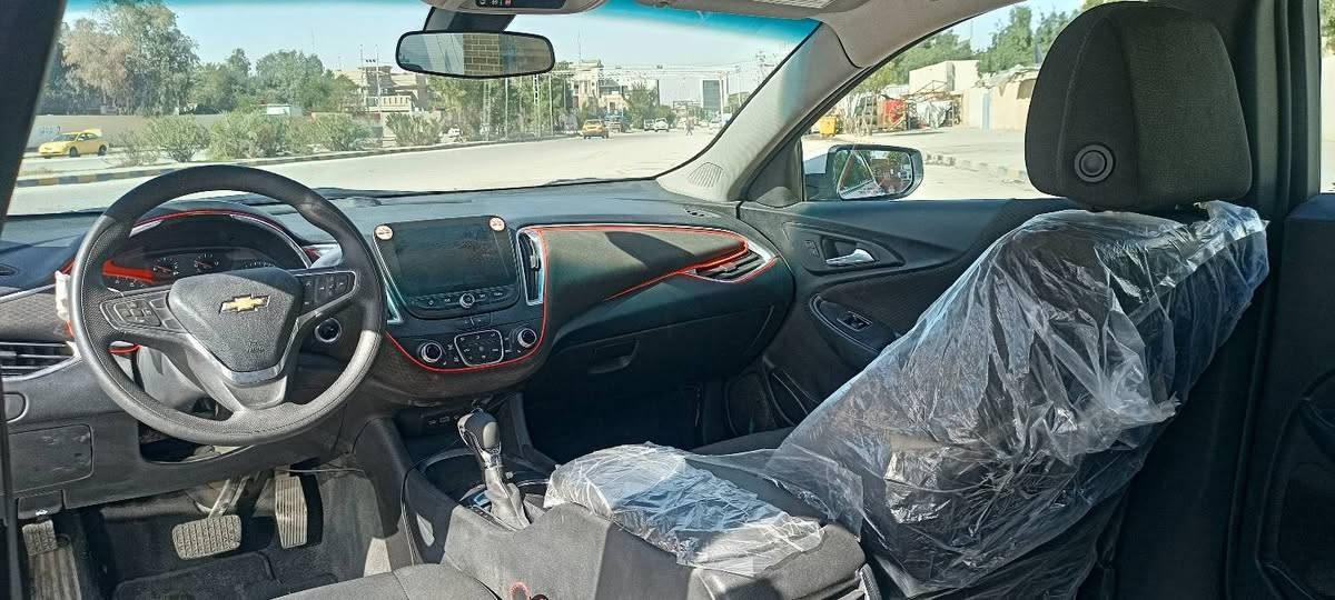 السلام عليكم 
بيع مستعجل بسعر مناسب 
(ماليبو LT 21 حره بأسمي) (محرك1500تيربو)
(ماشي90,000) 
(رقم إنكليزي نجف) 
(التفاصيل الكاملة بالصور⬇️)
***********0☎️
