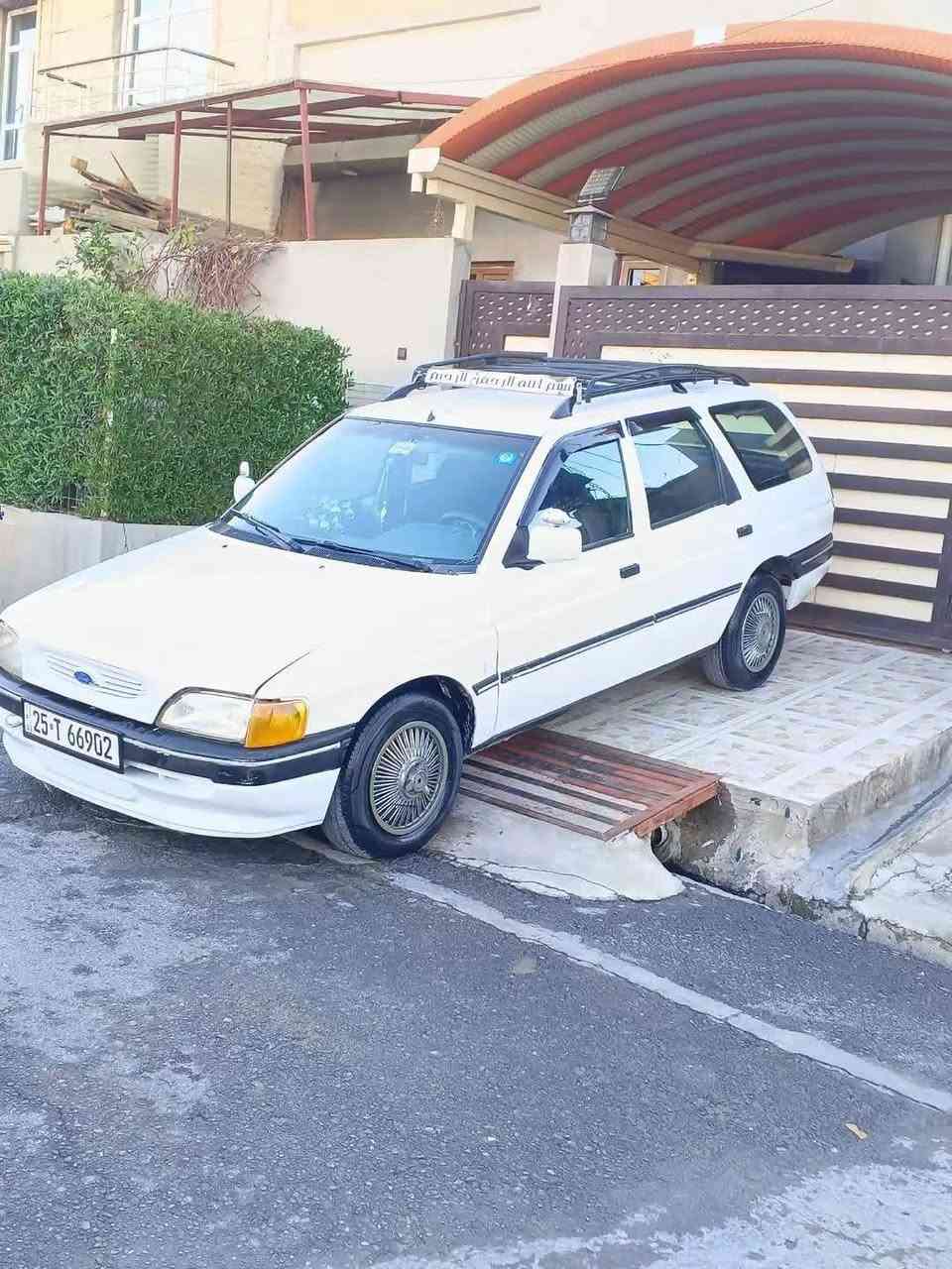 اخوان مكلف للنشر مكلف للنشر سيارة حلو اتخبل مال بيت اي نقص مابيها باسم صاحب السيارة سنويه جديدة رقم دولي فورت استيشن كير عادي كركوك بطاقه بانزين بيها صدر كهربائيات محرك كشر ضربه مابيها شغل واطلع وين ميعجبك فقط بيع بدون مراوس سعرها 25 وبي مجال قليل


**إذا كنت صاحب هذا الإعلان وتريد حذفه لأي سبب، رجاءا أرسل رسالة إلى الدعم الفني**