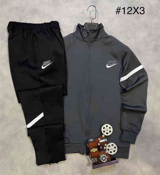 الشتاء وصل والاناقة تبدأ من لبسك 

الاصلي سحابة قياس خاص 

قياسات 3XL--4XL--5XL--6XL

السعر 35.000

كربلاء الجمعية السعدية خلف ماكولات المرام داخل الفرع 

الاتصال :***********
