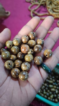 اكسسوارات شخصية • للبيع