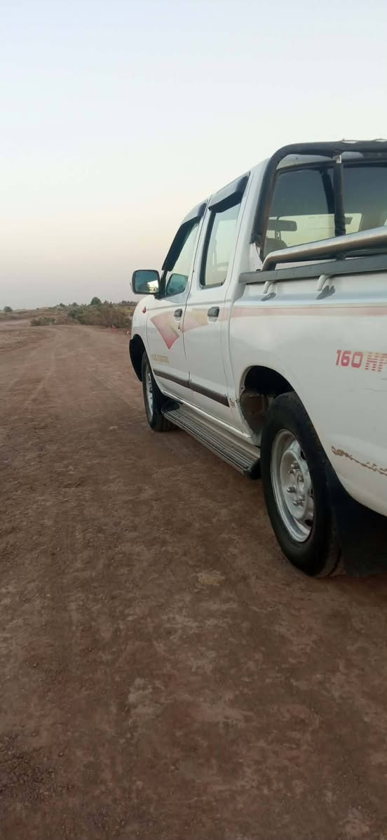 سلام عليكم سياره نيسان مديل 2007 سياره مكفوله من العيب شرعي محرك كير اكسن مكفولات السعر 100 وبيه مجال  مكلف بنشر  وهذه رقم صاحب سياره  ***********
