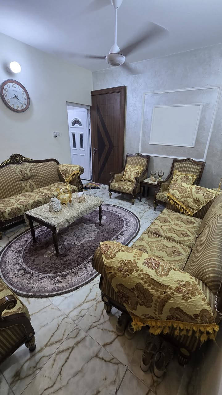 السلام عليكم تخم كامل للبيع كلش نظيف مكاني بغداد السيدية للاستفسار ع التفاصيل واتساب ***********
