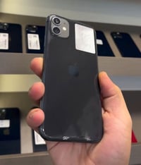 iPhone 11📱عادي لون الاسـود 🖤 دبل خط ♻️  الجهاز  بلادي عله وضع الشركه  ...