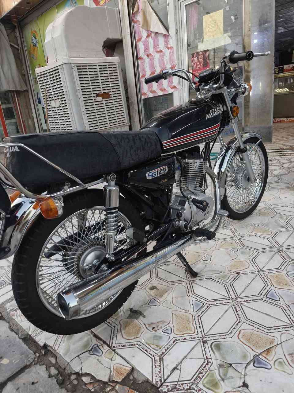 دراجه 2023 للبيع 800 وبيهة مجال
عنوان نجف 
***********
