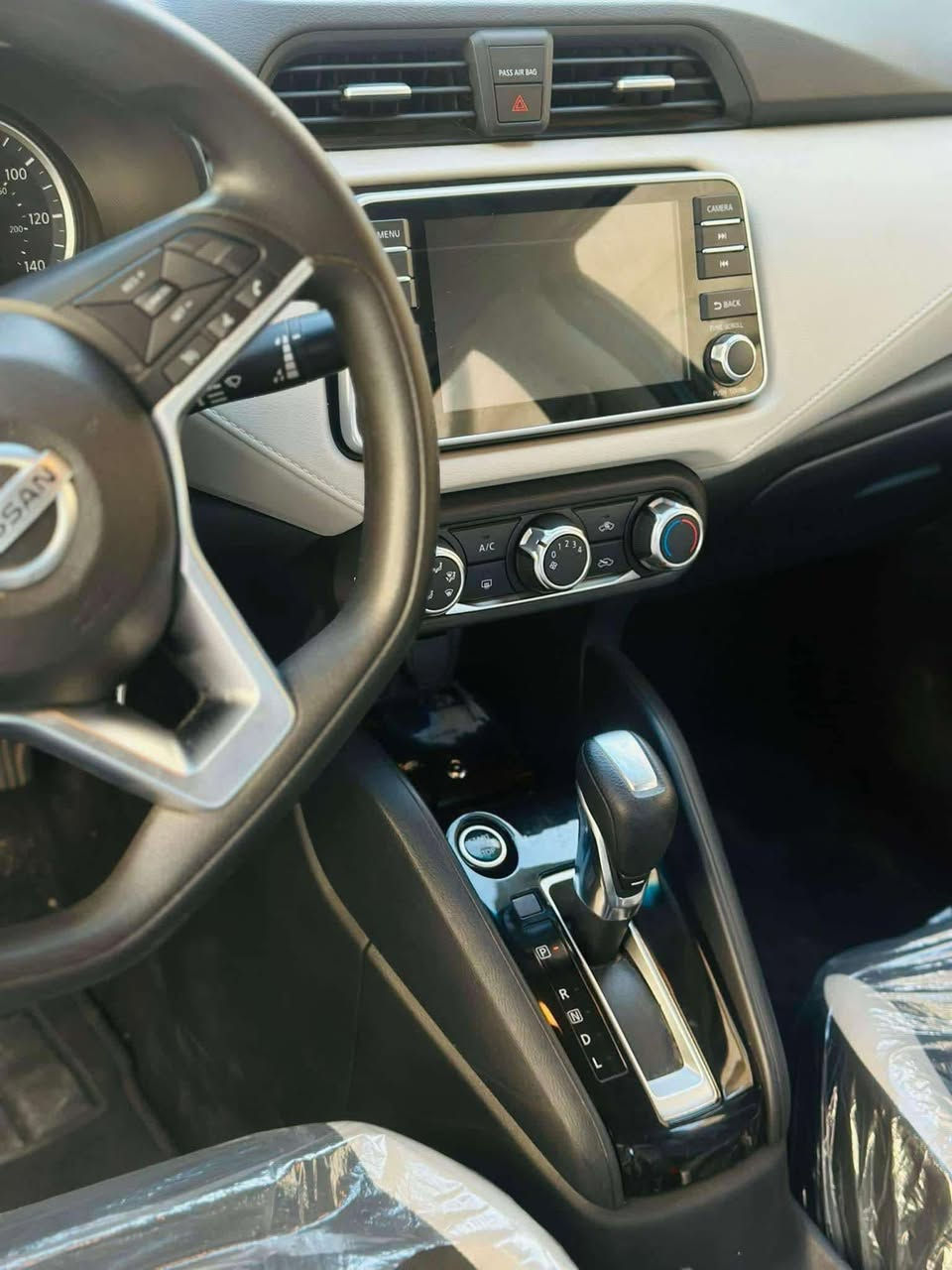 نيسان فيرسا 2021
فئه SV

لون چويتي مميز

رقم سليمانيه بسمي تحويل ثاني يوم 

كير مكينه تبريد سياره جاهزه مانقصها برغي ماشيه 60الف  شااشه كار بلي رادارت اماميه خلليه   حساساات توقف ذااتتي رادادرت جججاانبيه 

حادثها خفيف جدا جاملغ وبنيد فقط بدون دواخل بدون شاصي 

سعر 115بيع مستعجل  

***********3
