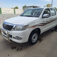 هايلكس اوتوماتيك • ٢٠١٥ • كالار