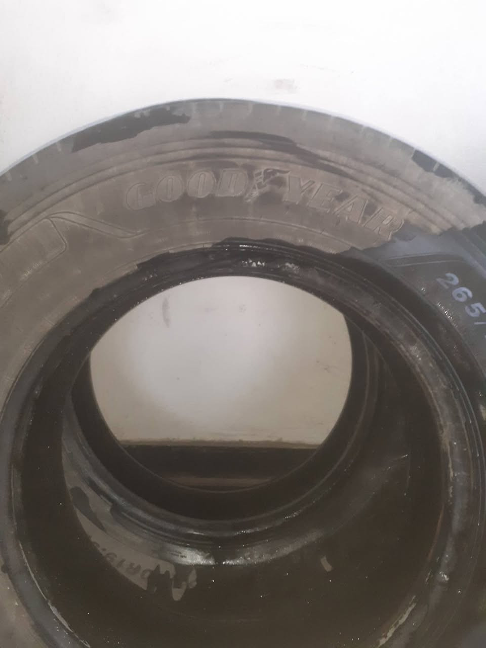 اطارات مال اتيكو 3 أزواج مستعملات اوربي حجم 265 / 70 /5,19
زوج كود يار و3 تايرات كونتنتال واحد برجستون 

السعر 300 

العنوان بغداد الدورة علوة الرشيد


**إذا كنت صاحب هذا الإعلان وتريد حذفه لأي سبب، رجاءا أرسل رسالة إلى الدعم الفني**