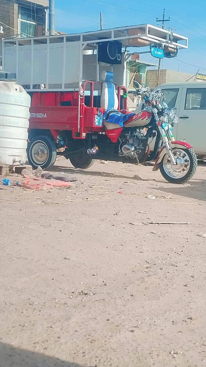 سلام عليكم شباب ستوته ام تير للبيع ستوته نضيفه كلش موديل 2022طلعه بل 2023اورق اصولي ستوته احله من الصوره نضافه 100/100المكان نجف حي الانصار قرب المستوصف السعر خاص رقم ***********بي وتساب مو شراي لا تخابرني
