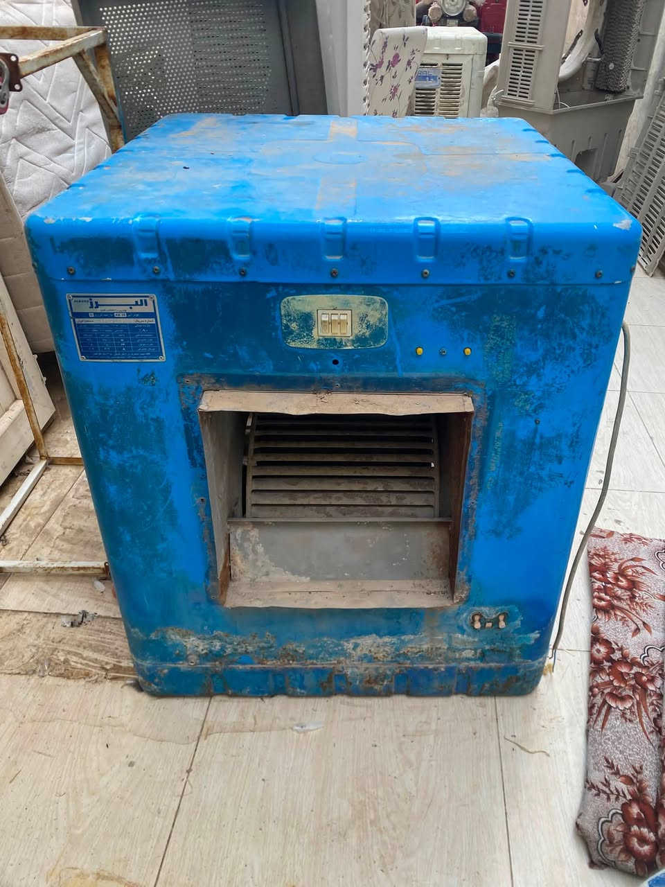 للبيع بسعر مناسب
تواصل ***********
