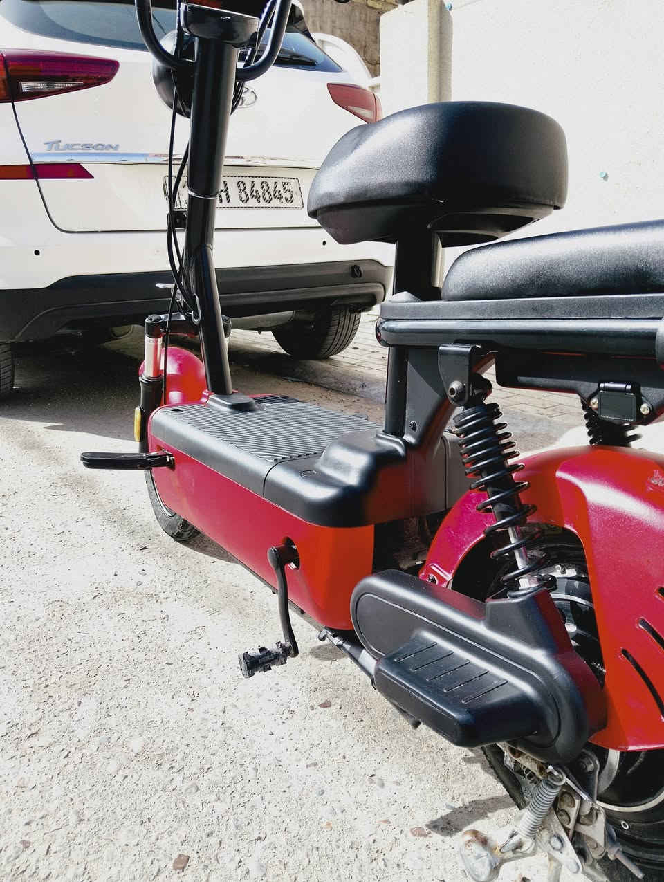 السلام عليكم
بايسكل شحن موديل 25نضيف مستخدم شي قليل جدا تشغيل بصمة وسويج بطاريات ٤ دبل فول مواصفات كهربائيات شغالة السعر ٣٣٥ ألف وبي مجال


**إذا كنت صاحب هذا الإعلان وتريد حذفه لأي سبب، رجاءا أرسل رسالة إلى الدعم الفني**