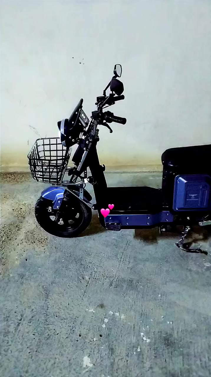 سلام عليكم
ماطور لبيع نضيف كلش موديل 26 بطاريات فول 
مكاني فلوجة خاص متوفر وخط متوفر ***********
