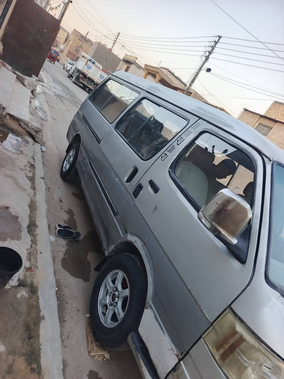 للبيع فتون فراشة 2009رقم بغداد إنكليزي مصفرة هيئة وغرمات سنويه لل29 مكينه 4yحاويه تخم تاير صدر جديد كهربيات كله شغاله دوشمه نضيفه رقم شاصي بلادي النمره الثانيه بيه قره اكسل جديد السيارة جاهزه بسمي تحويل مباشر بدون وكالة سعره 48وبيه مجال جداً بسيط مكاني بغداد الكماليه الشراي يتصل وبلخدمه ***********
