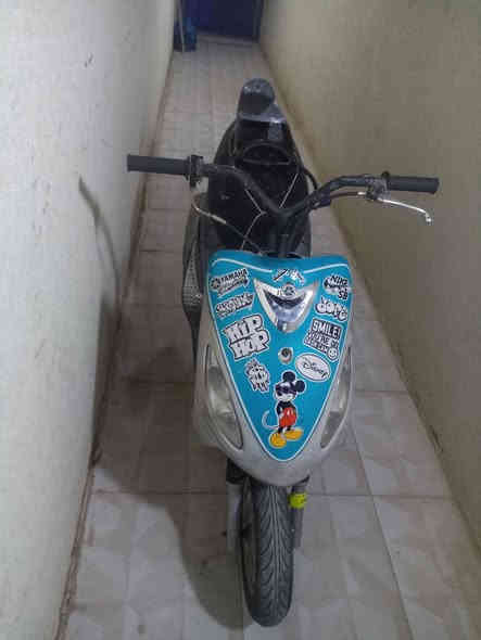 ماكس منغولي كوم حديد  ماادري شبيه سلف شغال كهربائيات شغاله ابيعك كوم حديد سعر كفرات بس وياه ترايش سعر 300 وبيه مجال رقمي ***********
