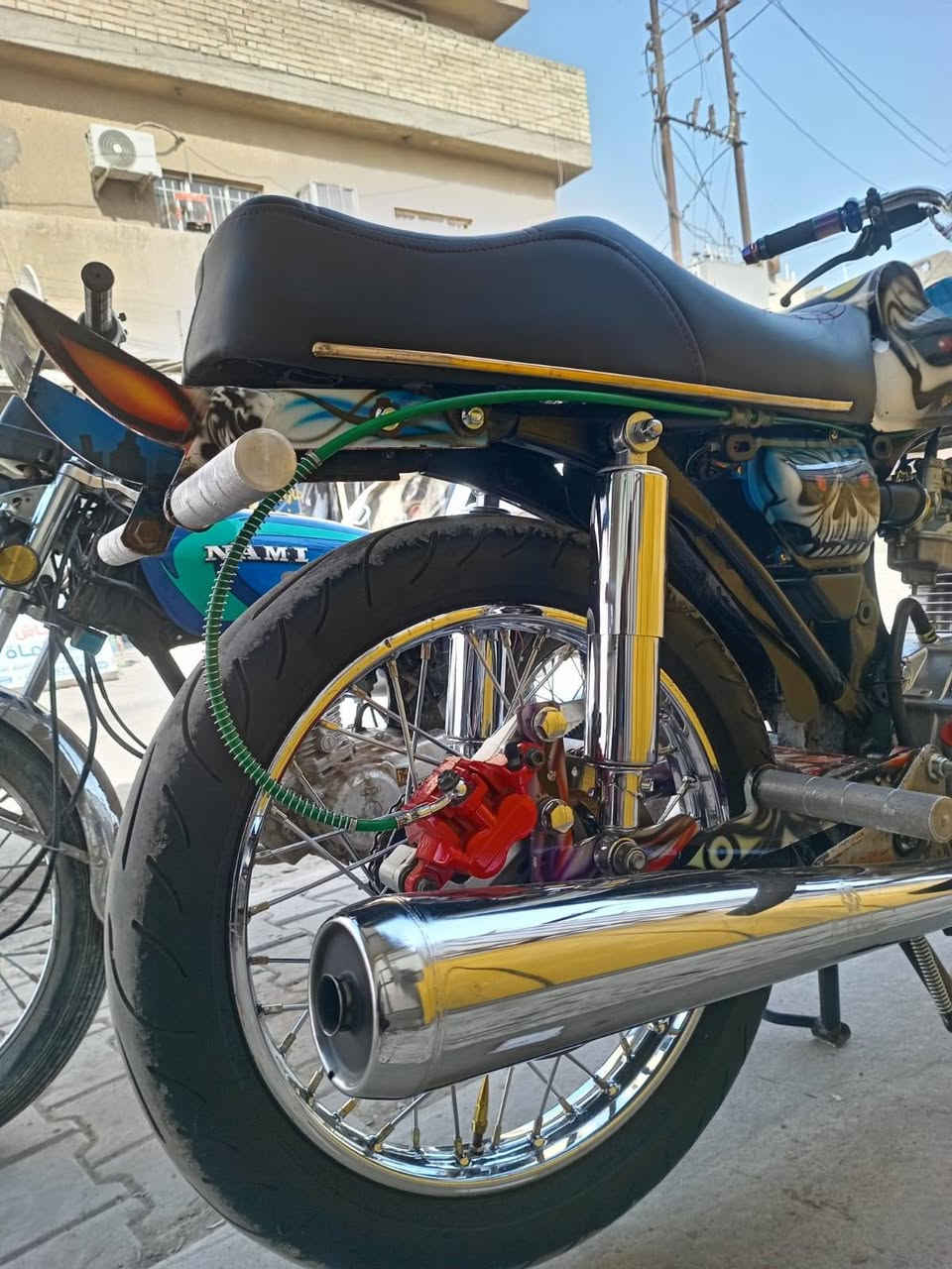 سلام عليكم أقره تفاصيل يله تراسليني اخوان سيت للبيع مشتغله مسلم الوشام  تانكي +قبق شوته + سبايدر +زوج حمالات فقط   سعر خاص ولموشراي ولميعرف اسعارهن لايتعبي ويتعب نفسه مكاني بغداد جديده رقمي ***********
