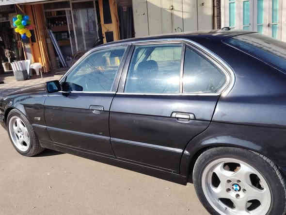 سلام عليكم
بي ام ٥٢٥ مسكر كير عادي مكينه كير حداديه تبريد شرط كفاله رقم نكليزي باسمنه سياره شرط ترايك 160 ماناقصه شي مكانه الديوانية االحمزه الشرقي 
اتصل وبالخدمه. ***********
