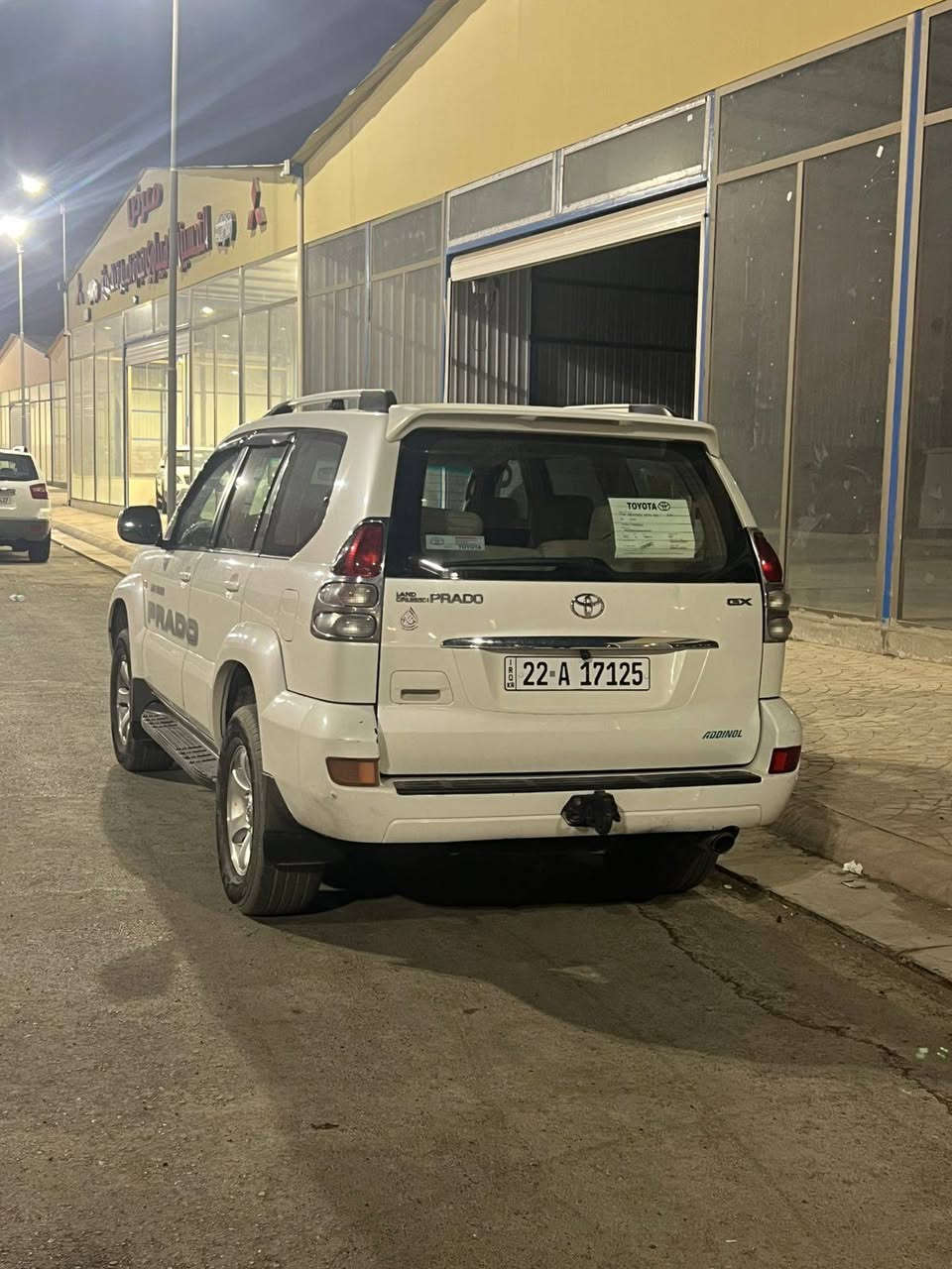 السلام عليكم  سياره برادو مديل 2007 مكفوله من الدعاميه للدعاميه سياره اربيل مكاني بغداد السعر 160وبيها مجال بسيط ***********
