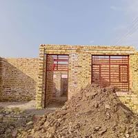 بيت هيكل للبيع كله بناء طابوك مساحه 230،، قرب المشروع جاي من ملعب توني...