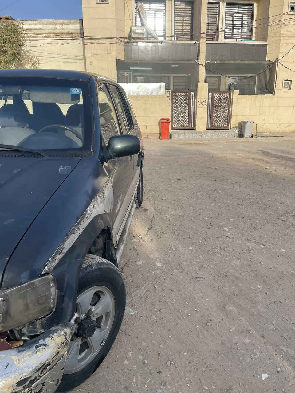 كيا سبورتج 94باسمي رقم انكليزي بغداد سياره مال بيت نضيفه بمعنه الكلمه مابيه نواقص كلشي شغال تبريد ويه السويج هزه جديده رقم جديد بيه كلشي شغال صدر ممتاز تايرات ممتاز مكاني حي الجهاد بغداد ***********
السعر 38$
