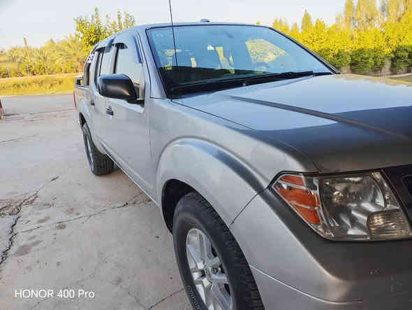 السلام عليكم من رخصة الادمن المحترم تحياتي لجميع اعضاء الگروب 
للبيع نيسان فرونتير دبل قمارة كير ومحرك باذفايندر ٦ سلندر وارد امريكي بيها جاملغ امامي فقط بدون شاصي بدون لغد بأسمي تحول مباشر رقم ديالى السيارة على ايد وحدة صارلها سنتين مامتعوبة نظيفة جداً ومخدومة سيرفس للأخير منظومة بانزين جديدة كير محرك تبريد كله شرط الفحص السيارة جاهزة من الدعامية للدعامية بيها كم رصعة موضحة بالصور تطلع عالبارد تبريد شرط ثلج بالصيف ماينحمل الا تنصي السيارة ترايك للبصرة مكانها بغداد السيدية او الدورة للتواصل على الرقم 
السعر ١٥٥ ورقة وبيها مجال 
***********
