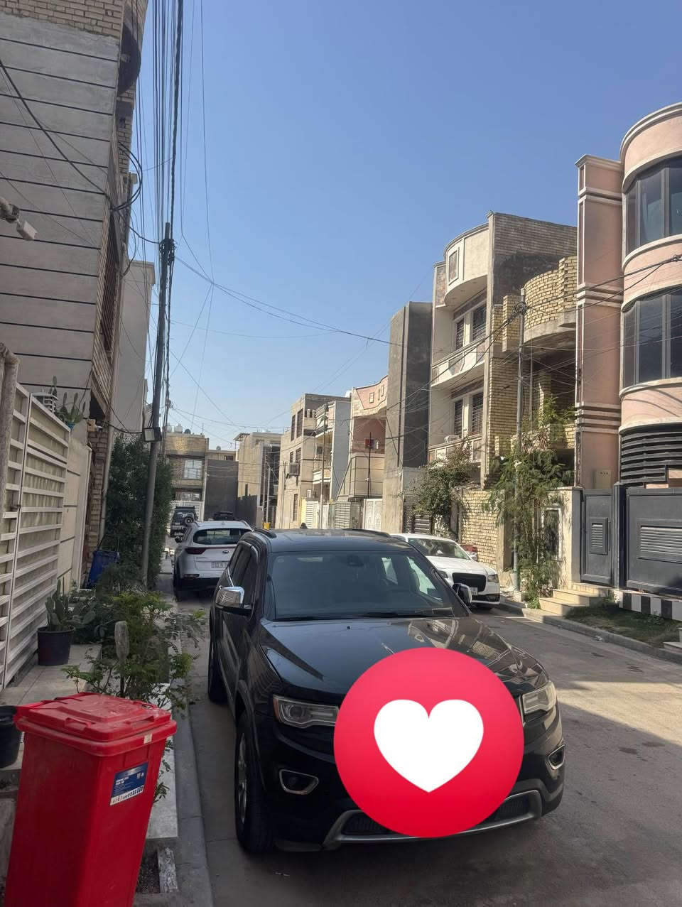 بيت للبيع حي الجهاد مقابل شقق حي صدام الامن الوطني اول فرع البيت مساحته ١٠٠متر واجهه ٥ والنزال ٢٠البيت طابو ملك صرف غير مسكون فقط واجهه مكامله سعره ٢٩٥للتواصل *********** وتس اب
