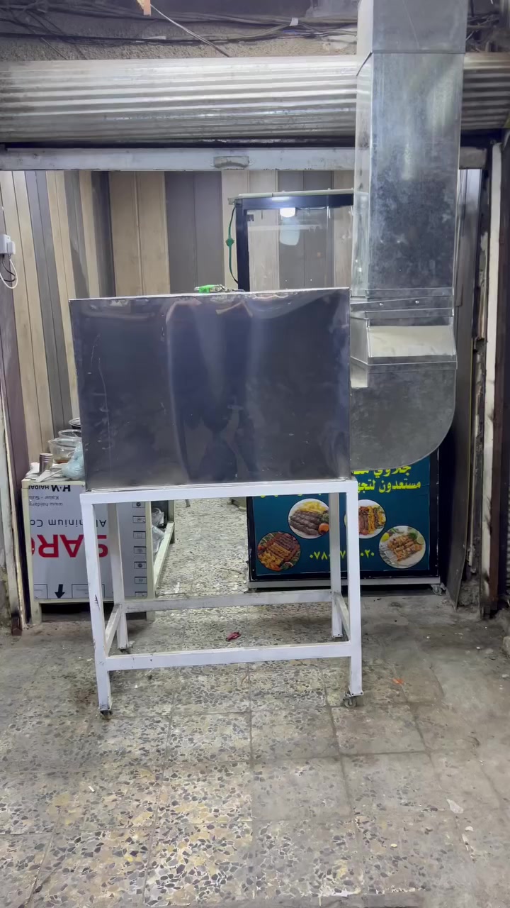 سلام عليكم يوجد محل للايجار في الحريه الاولى مقابل الجامع العلوي للاستفسار الاتصال ع الرقم ***********
