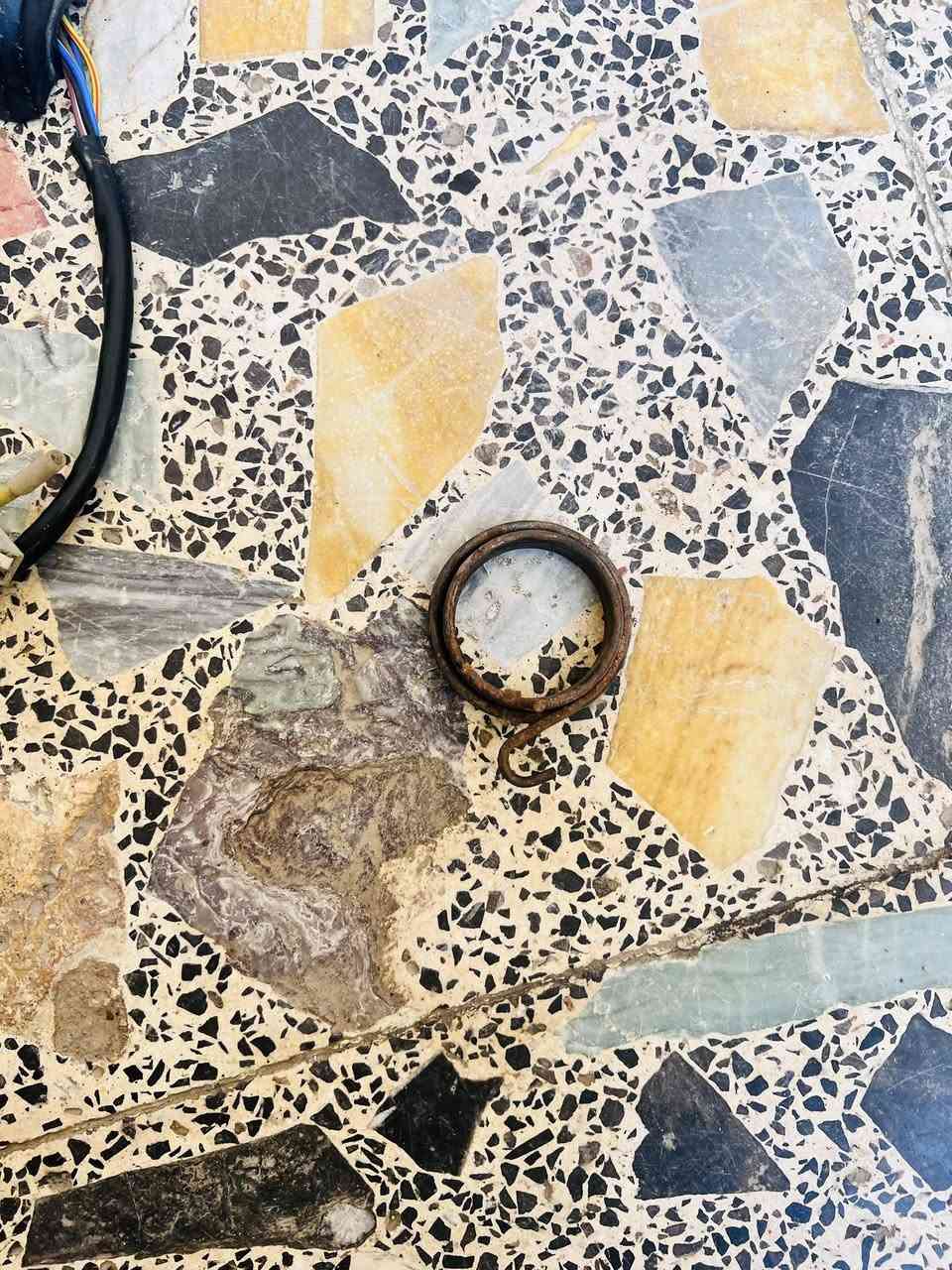 السلام عليكم غراض ماكس
بعد اكو غير ذني لناشرهن شتحتاج راسلني
كلمن وسعره وجوه لسوك بهواي مكاني عماره الاسكان لتواصل

***********بي واتساب او خاص
