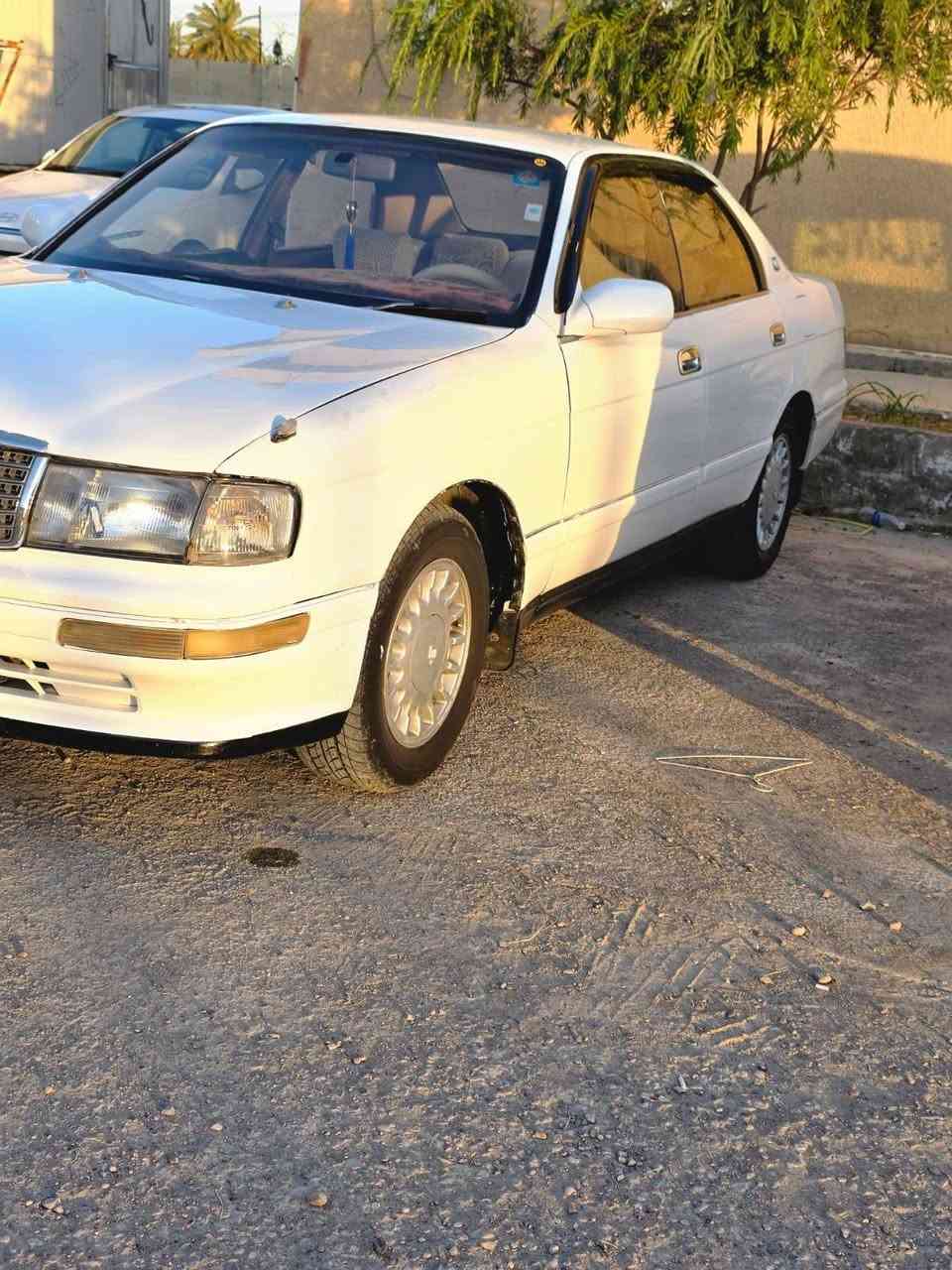 السلام عليكم 
مكلف بلنشر اتصل وادلل
تويوتا كروان موديل 1994 سياره مناقصه شي خير من الله بس التبريد يشتغل بس بي ضعف حداديه صدر جديده كهربائيات كلها شغاله كير محرك شاشه كاميرا خلفيه سنوية ل 2030 باسمي السياره
مكان السياره ديالى
***********
