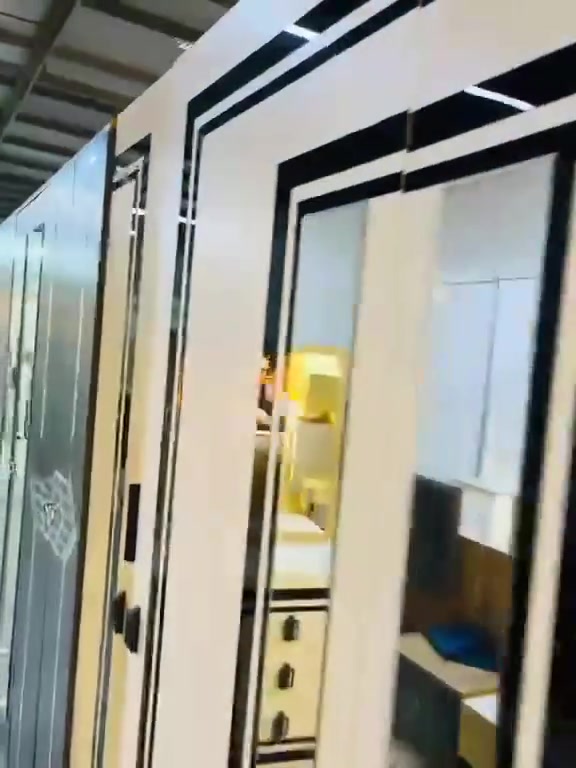 غرفه ترڪي🇹🇷  موديل حديث
5 قطع✨
 استعمال 10 ايام فقط🥰
 اخت جديده💯
 سعر 550
 برغي وجوي حديد
 جربايه حديدد مو مخزن 
نرماده هيدروليك 
اناره شغاله✨
نضام ابواب  
نضافه 99💯
السعر /، 500
مع شد ونقل 🚚 داخل بغداد مجانآ
 باقي المحافظات بسعر مناسب


**إذا كنت صاحب هذا الإعلان وتريد حذفه لأي سبب، رجاءا أرسل رسالة إلى الدعم الفني**