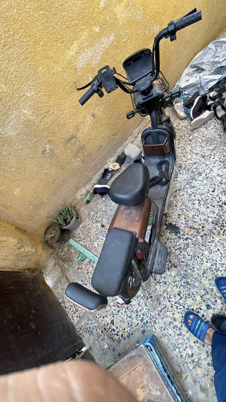 بايسكل شحن موديل 25  شركة ساو مستعمل شهرين كلشيء موضح بالصور سعرة 300 وبيه مجال بايسكل كامل مثل ماموضح بالصور للاستفسار ***********
