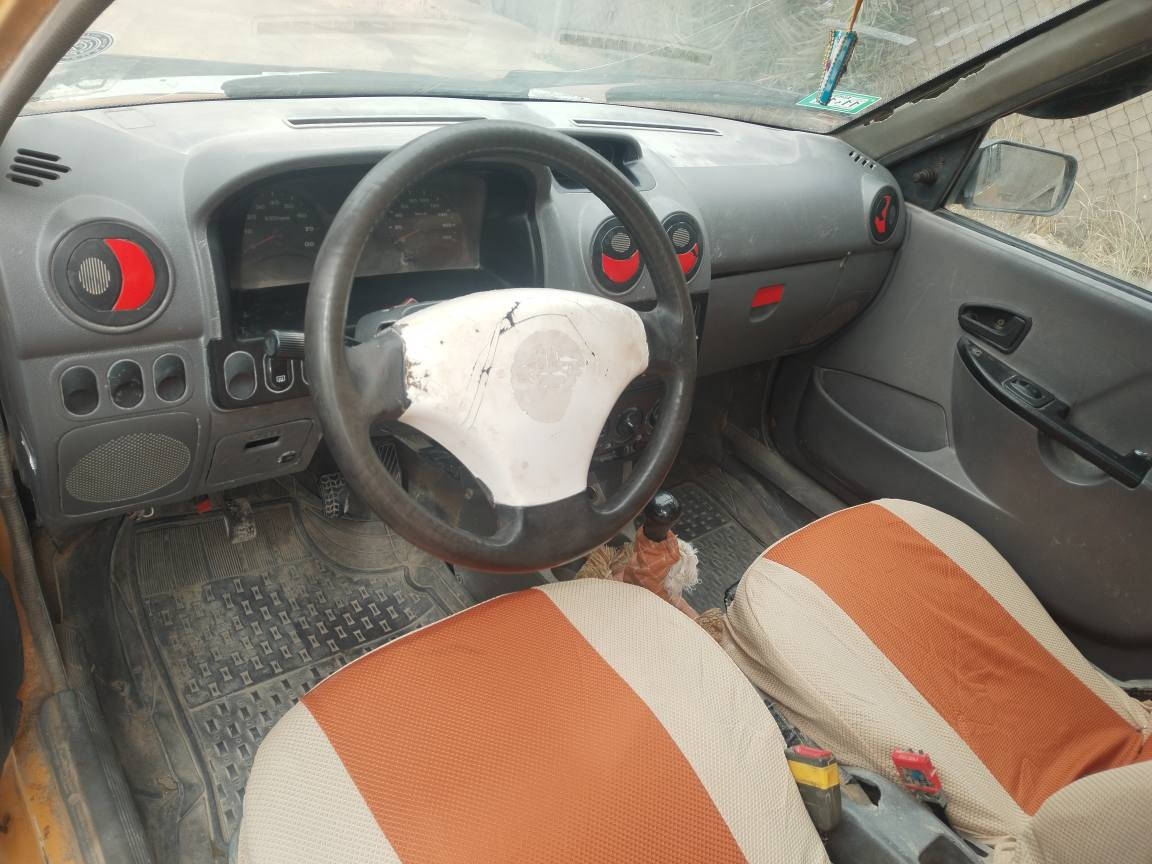 السلام عليكم سياره للبيع موديل 14 ***********
