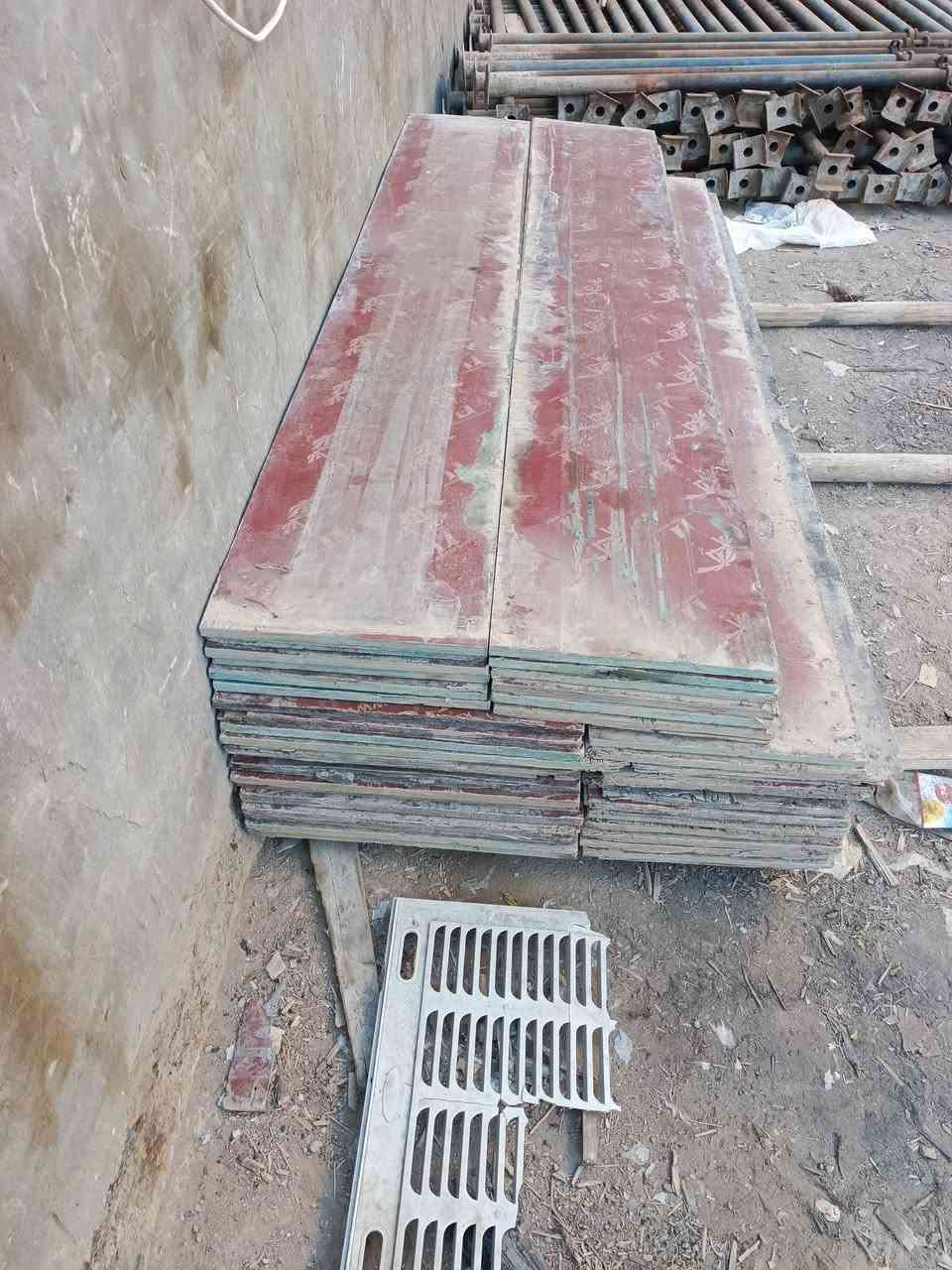 جكات للبيع+ بلاويت + سير مقاصير العنوان بابل ***********.  ***********
