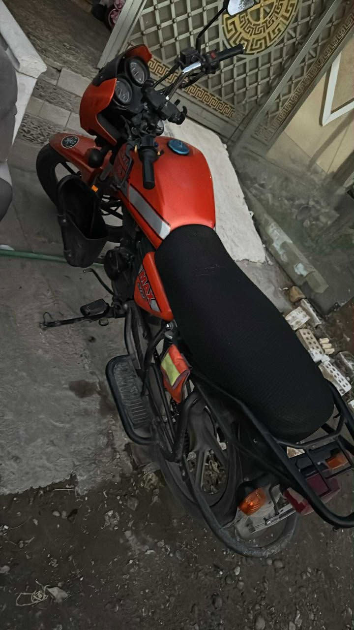 سلام عليكم 
دايوان موديل 2023 للبيع دراجه نضيفه وحلوه كهربائيات كله شغاله اوراق اصولي محرك مكفول مكاني بغداد تاجي 
*********** موجود واتس اب
