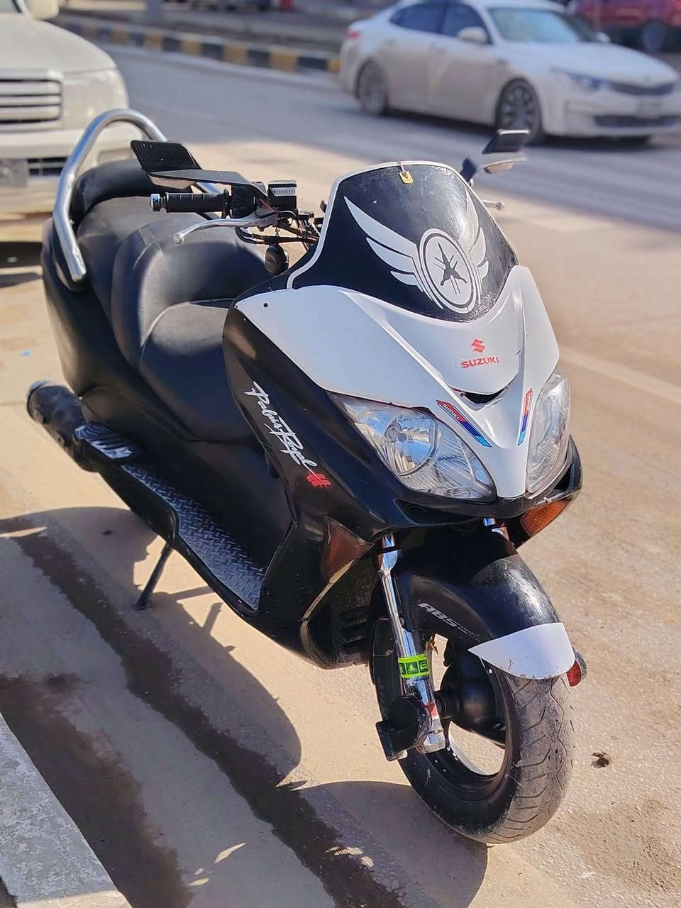 سلام عليكم فورزه 08 نضافه 70 تحتاج شويه ترتيب كفرات باقي كهربايات شغال مكينه ناعمه
للبيع او مرارس شعندك نزل سبب مراوس اريد شغل مندوب ***********
