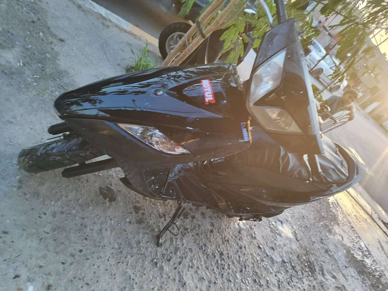 ماكس ثعلب نوزل للبيع كامله نقص تريش فقط سلف هندر كهربائيات كله كامله سعر 300الف مكاني بغداد ساحه عدن هاتف ***********
