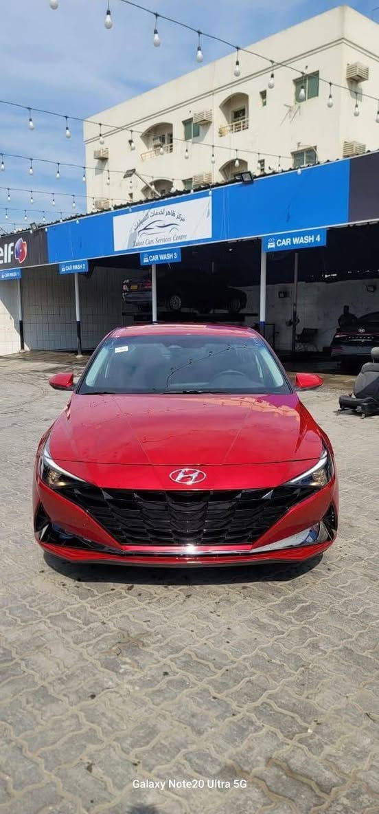 🚗 للبيع: هيونداي إلنترا 2023 ترقيم جديد
📍 مكان السيارة: كربلاء المقدسة

📞 للتواصل:***********

💰 السعر157 ورقة – قابل للتفاوض

📊 المسافة المقطوعة: 50000مايل

🛠️ المحرك: 4 سلندر – 2000cc

 المواصفات:

•  (فول مواصفات) عدا الفتحه 

• بصمة تشغيل

• بصمة أبواب وصندوق (لمس)

• كاميرا خلفية دوّارة

• رادارات 360 درجة (أمامي، جانبي، خلفي) مانعة للتصادم

• تحكمات ستيرن أربع جهات

• شاشة عدادات بأربع وضعيات

• ثلاث وضعيات قيادة (عادي، سبورت، ذكي)

• مثبت سرعة ذكي مع تنبيه مغادرة المسار

• Auto Hold للتوقف المؤقت

• هاند بريك بصمة

• شاشة وسطية بلازما كبيرة لمس تدعم Apple CarPlay وAndroid Auto وايرلس وGPS

• شحن وايرلس

• ويل كب قياس 17

• تشغيل عن بعد

• أضواء ترحيب عند الاقتراب

• نقطة عمياء

• كير أوتوماتيك مع وضع S

• تحديد مسار وقيادة ذاتية مع رادار أمامي

• مانع انزلاق

 أضرار السيارة:

• وارد أمريكي - دخول جديد 

• حادث بسيط جدا كله ليبل  واحد  شبر صبغ بالبنيد فقط

 تفاصيل إضافية:

• رقم السيارة: بغداد الدولي الجديد بأسمي
