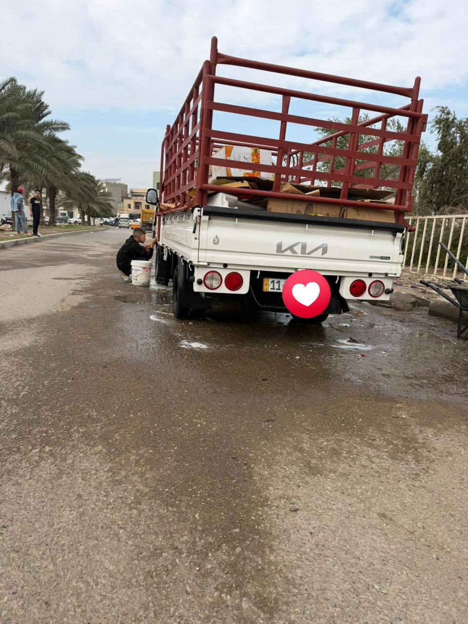 سلام عليكم كيه للبيع مسكر موديل 2016 تخم تير جديد باتري جديد تبريد شغال ثلج بدون محجر رقم بغداد انكلزي
 سياره جديده بمعنه الكلمه الاستفسار اتصل وبيك خير وتدلل ***********
