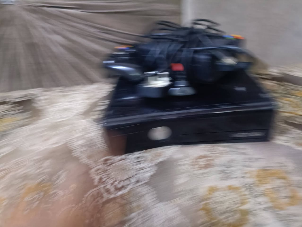 السلام عليكم 
عندي اكس بوكس 360 شغال فول حساب هكر 160 لعبه كل الالعاب بي GTA بأنواعها و رددشن 1 وكل الالعاب فيفا 21/19 وبيس ورززنت ايفل 4و2 وكول اوف دوتي من 1الى 4
 كل الملحقات بي جويستك 2 وبطاريات الجوستك وشاحنه الجوستك وGDMI 
 ما مفتوح الجهاز 
 فول المروحة ما تسمع صوتها أريده ب 130 وبي مجال


**إذا كنت صاحب هذا الإعلان وتريد حذفه لأي سبب، رجاءا أرسل رسالة إلى الدعم الفني**