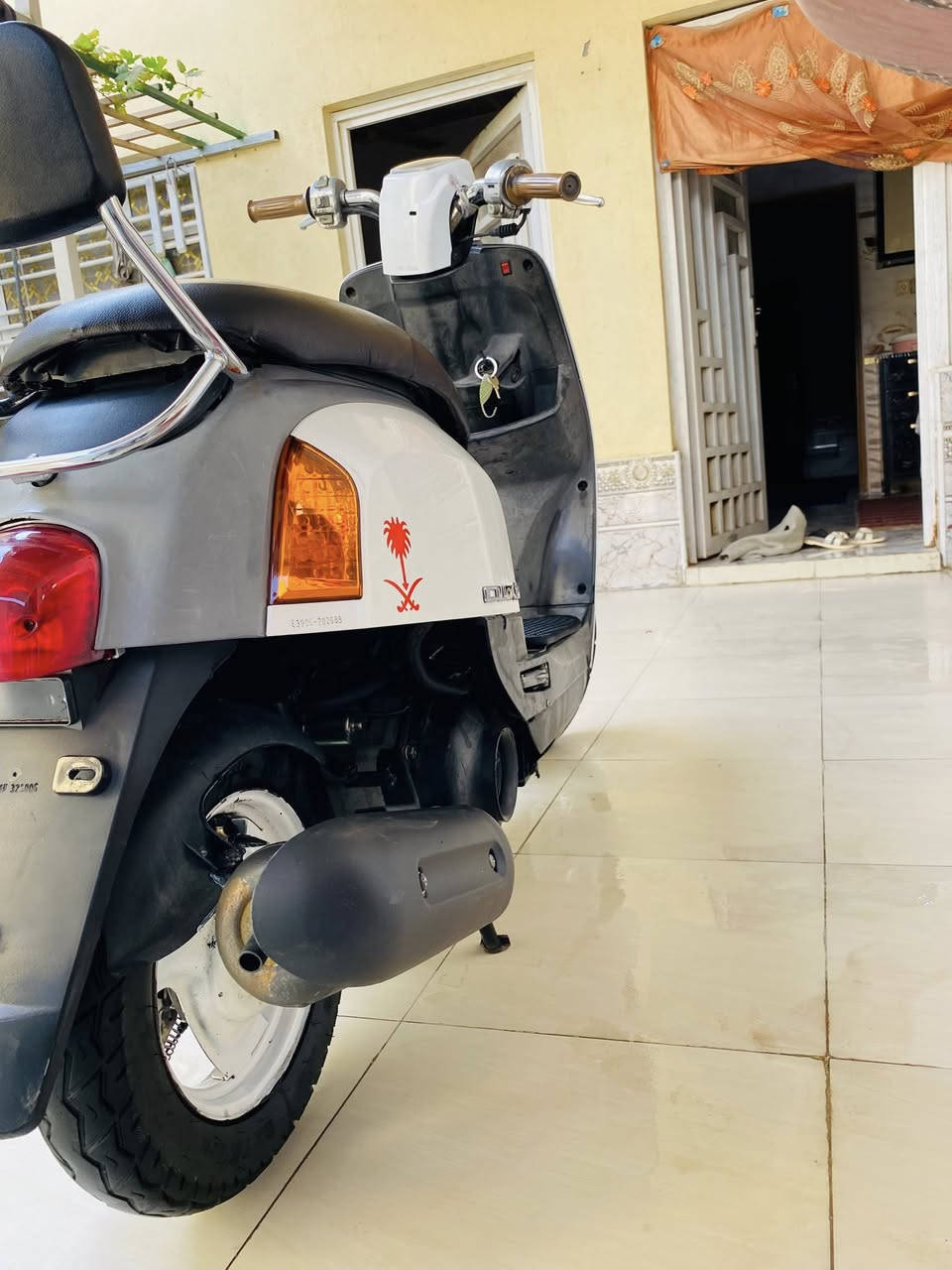 دراجه اللبيع مكان ناصريه السعر خاص ***********
