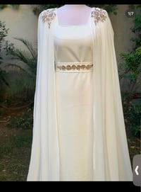 فستان عقد • قياس ٣٨ • توصيل متوفر