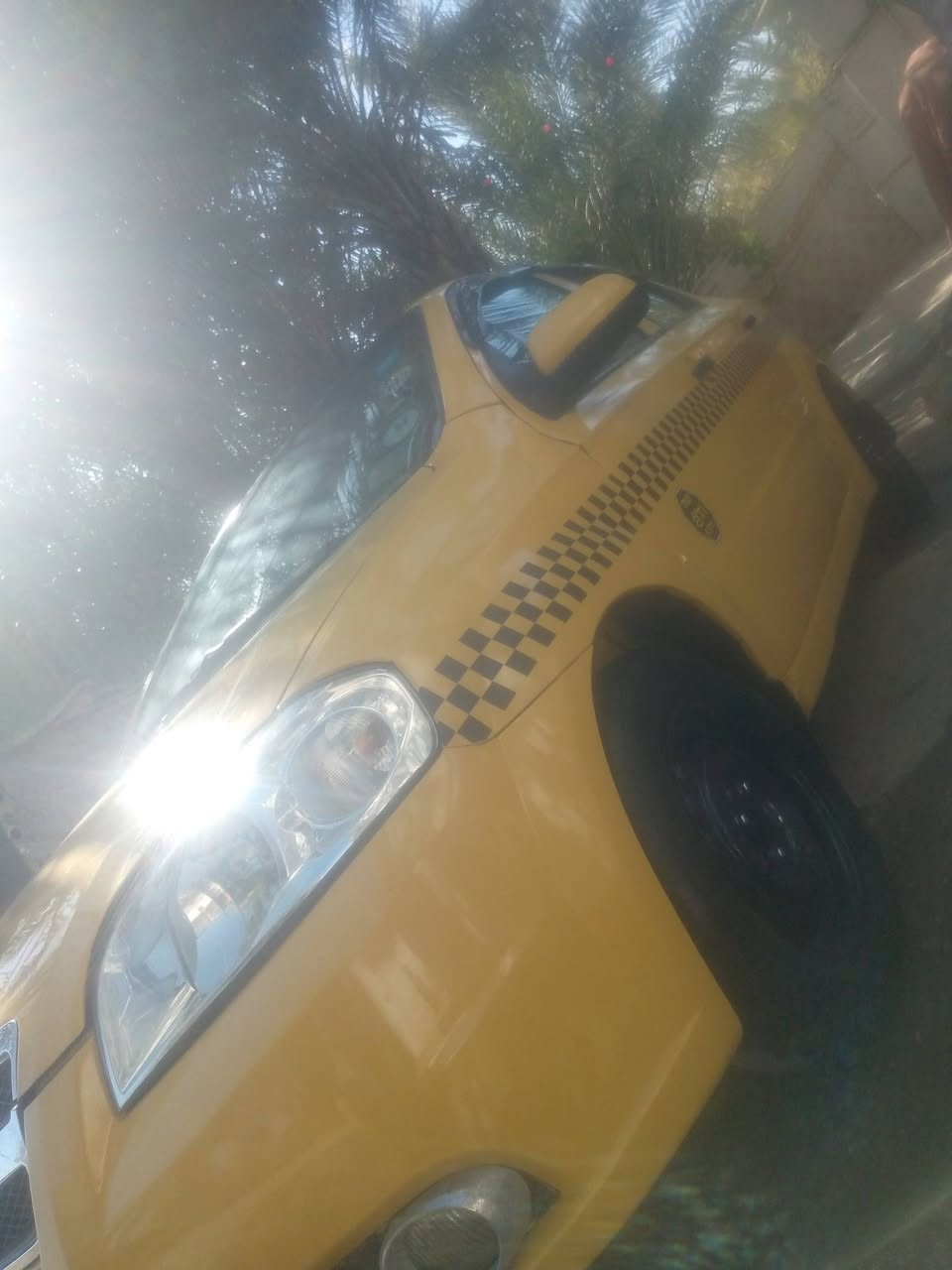 افيو موديل 11 خليجي سياره جاهزه واحله من الصوره وجاهز مكينه وكير كارتون تبريد بس غاز  حداديه جديده كهربائيا وره وكدام شغاله شاشه رقم نجف دولي راعيه يمي بكوفه مكان نجف مراوس ملكه صفره أصولي وشرط رقم الماني  مكاني نجف ***********
