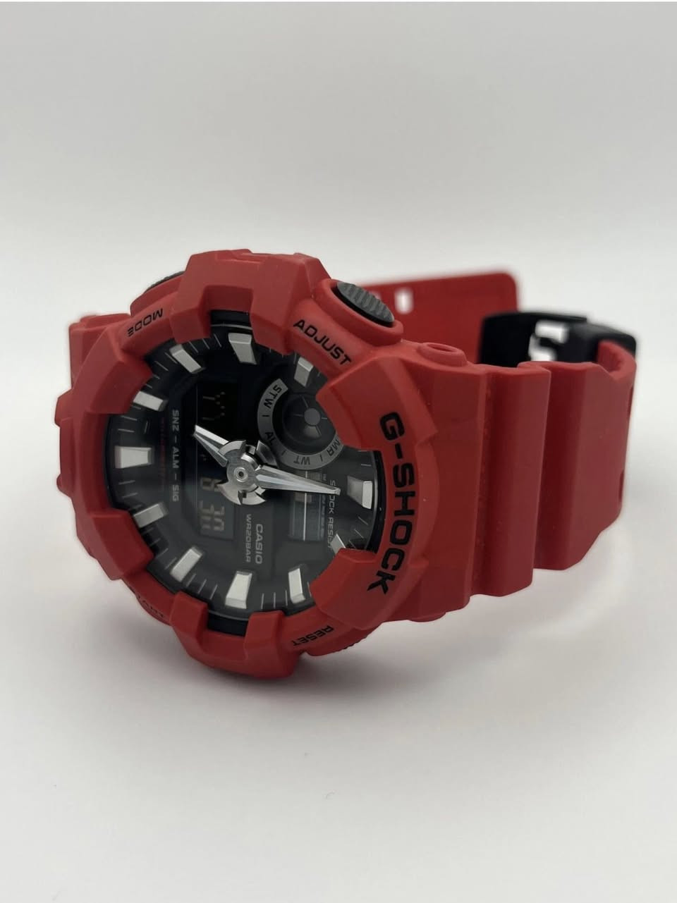 السلام عليكم متوفر قطعة جيشوك بسعر ١٦٥٠٠٠ الف شامل التوصيل الساعة اصلية


**إذا كنت صاحب هذا الإعلان وتريد حذفه لأي سبب، رجاءا أرسل رسالة إلى الدعم الفني**