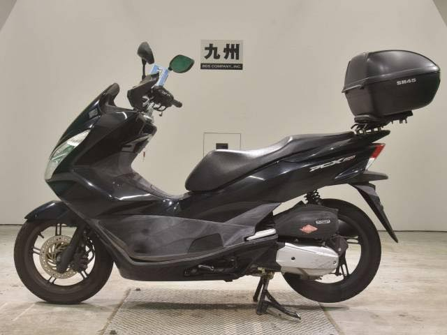 يالله بي سي اكس جيل الثاني مكينه 150كفالة عامة اي نقص مابيهة ماشية بل يابان 9وحالين 11كفالة عامة سعرهة 17ورقة ونص مجال شي بصيط ***********مدينه الصدر عنواني السعر 17$ونص رحمة لهلكم عوف الخاص اكو رقم وتصل اي نقص مابيهة الدراجة نضافه الف بل ميه مكفولة من كلشي
