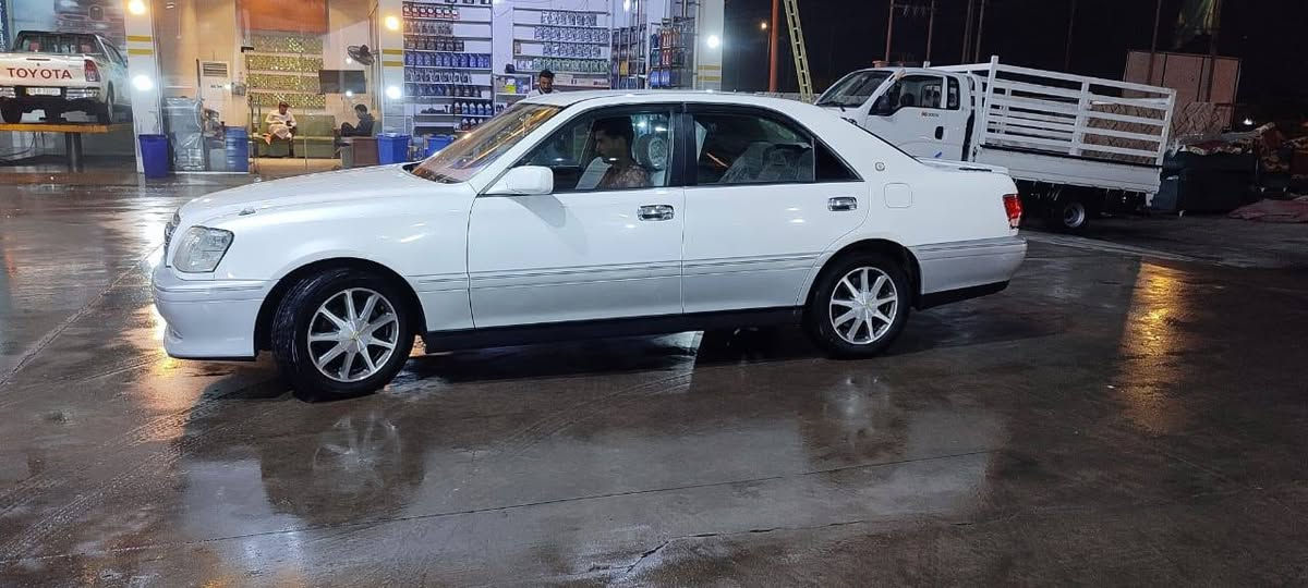 سلام وعليكم ملكه البيع
سياره اربع دكم فول
 موصفات بدون تنته
سياره كصه قماره
ديفور جبير
شاصي 175
تبريد خلفي
كشن كهربائي
 سعر 125يرحم والديكم مو شراي لا يكسر سعرهه
***********
