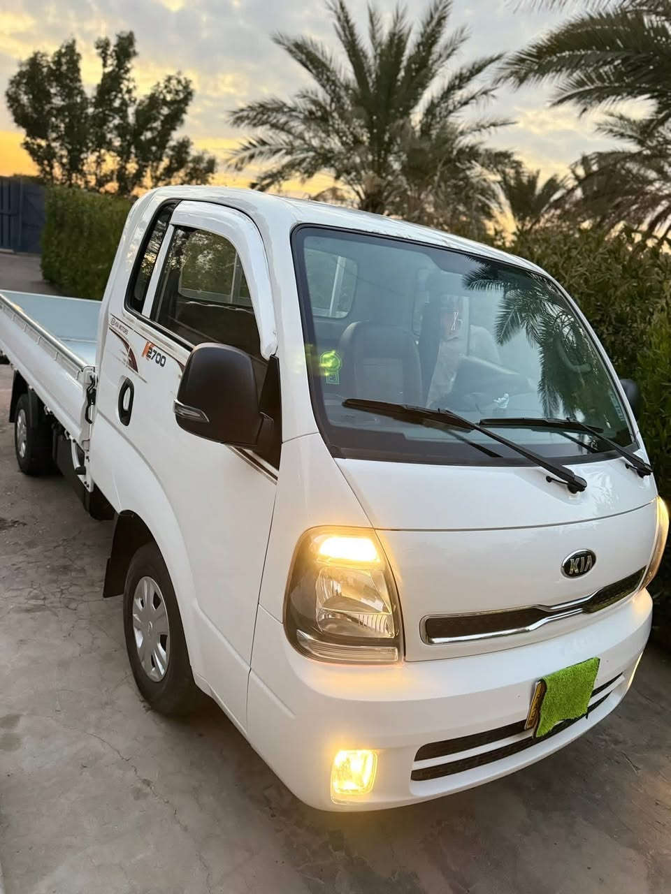 للبيع كيه حمل كفاله عامه ماشيه 50 ألف موديل 2020 سنويه 2026 سنويه باسمي تحويل ثاني يوم رقم بابل   سعرها 138 بيها مجال ***********
