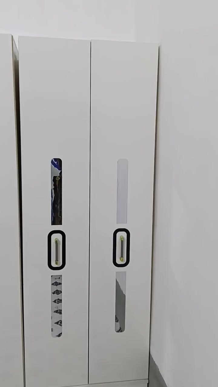 غرفة ترکية نضيفه لوك وكيوت ٧ قطع وبيه كنتور اضافي مال طفل بابين وصبغ حراري اصلي مستعمله شهرين وبرقي جوي حديد وناره شغاله لون مميز السعر 700 وبيه مجال اتصال علا الرقم//***********//***********// مكان فلوجه
